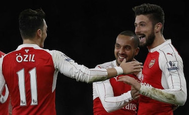 Arsenal supera al Manchester City y confirma sus aspiraciones al título