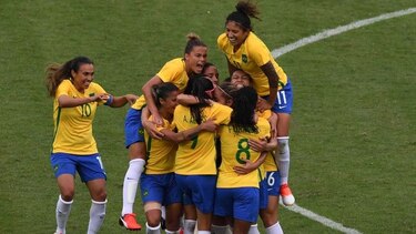 Brasil supera el examen y vence 3-0 a China