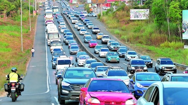 Desde las 8:00 a.m. de este domingo comenzó la inversión de carriles hacia la ciudad
