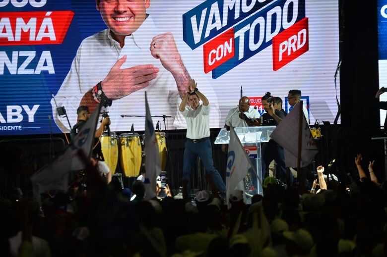 Así fue el inicio de la campaña de Gaby Carrizo: la fiesta, los aliados y su discurso