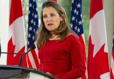 Canciller de Canadá viaja a Cuba para discutir sobre la crisis en Venezuela