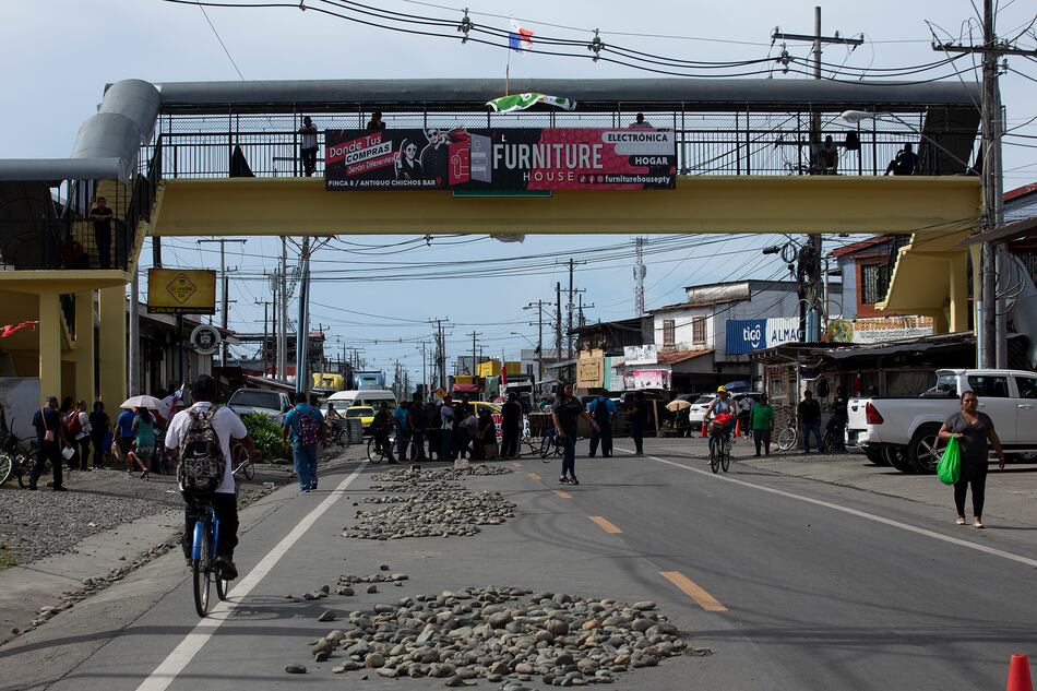 Bocas del Toro, entre el bloqueo y la quiebra; Francisco Smith bajo la lupa