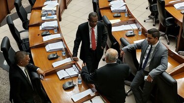 Sala Constitucional y reelección por un periodo, entre las propuestas de los diputados para reformar la 'Constitución'