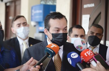 Justicia comunitaria de paz sigue en el centro de la polémica; demandan su ley