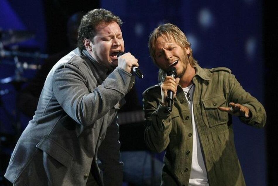 Sin Bandera navega por el océano de los conciertos