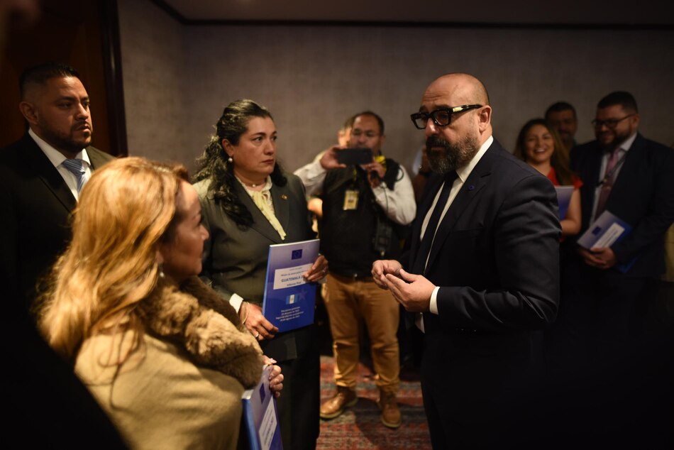 Arévalo se prepara para su investidura en medio de una accidentada transición en Guatemala