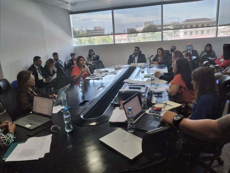 Un comunicado, ocho inconsistencias sobre transparencia y acceso a la información