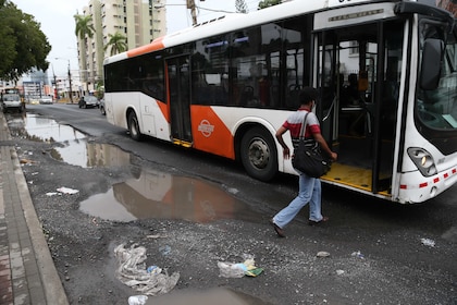 Diez empresas acaparan $1,392 millones en el MOP, el 71.9% del monto de las obras