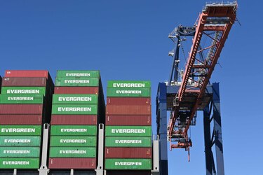 Unión Europea reduce dependencia comercial con Rusia