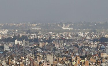 Más de 3 mil muertos por el terremoto de Nepal