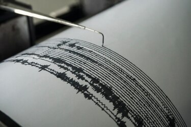Un sismo de magnitud 6 activa la alerta sísmica en México