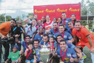 Entregan Copa +Móvil de la Liga Solo Periodistas