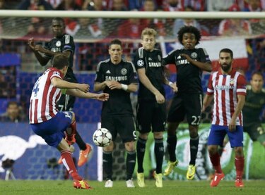 Atlético y Chelsea empatan sin goles en un duelo muy defensivo