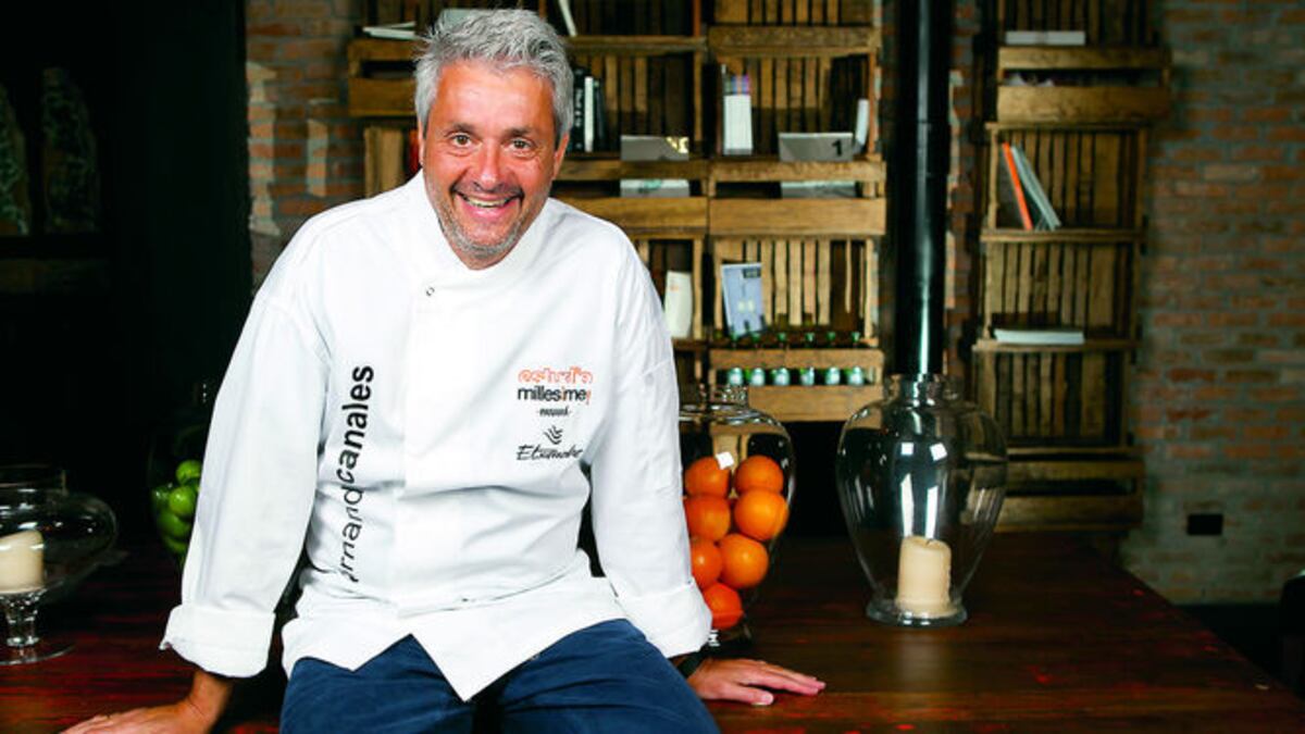 Fernando Canales (izquierda) y Jesús Sánchez (derecha) son chefs que le aportan un sentido global a la cocina vasca.