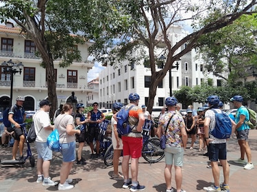 Turismo en el Casco Antiguo: empresarios piden más seguridad ante aumento de visitantes