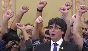 Carles Puigdemont, denunciado por rebelión, viaja a Bruselas