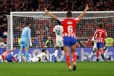 Correa evita el triunfo del Madrid en el Metropolitano