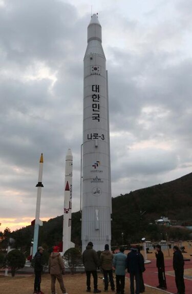 Corea del Sur inicia ensayo para poner en órbita un satélite