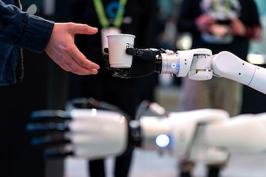 Por qué grandes tecnológicas como Amazon están despidiendo a miles de trabajadores