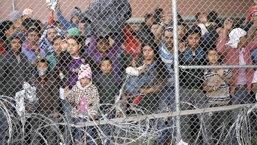 Trump arremete contra México y Centroamérica por migrantes