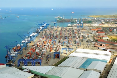 El mapa portuario se redefine: ¿quién controla los puertos en las riberas del Canal de Panamá?