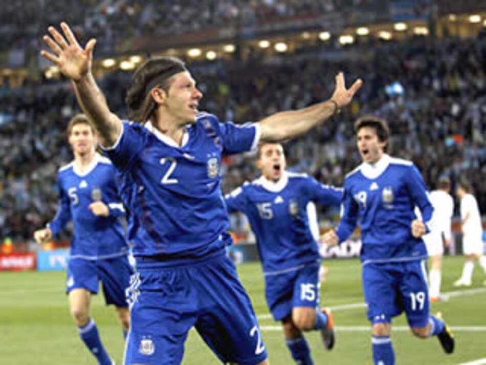 Argentina se impuso 2-0 ante Grecia