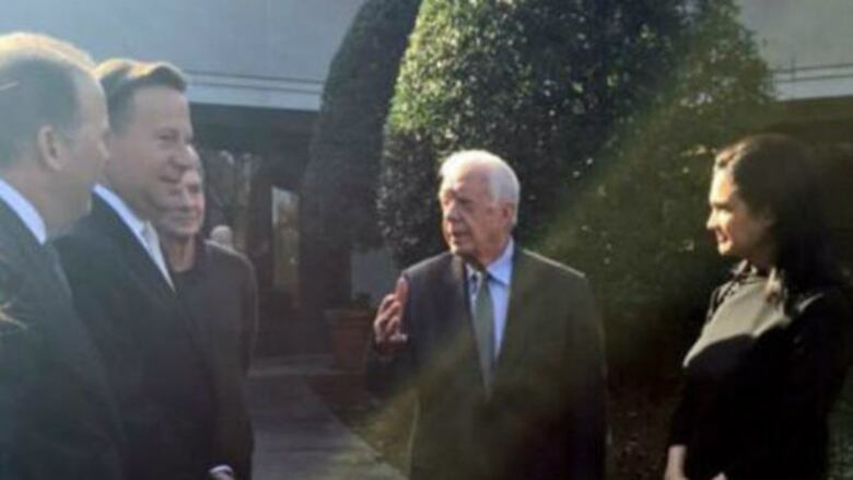 Jimmy Carter recibe condecoración Manuel Amador Guerrero