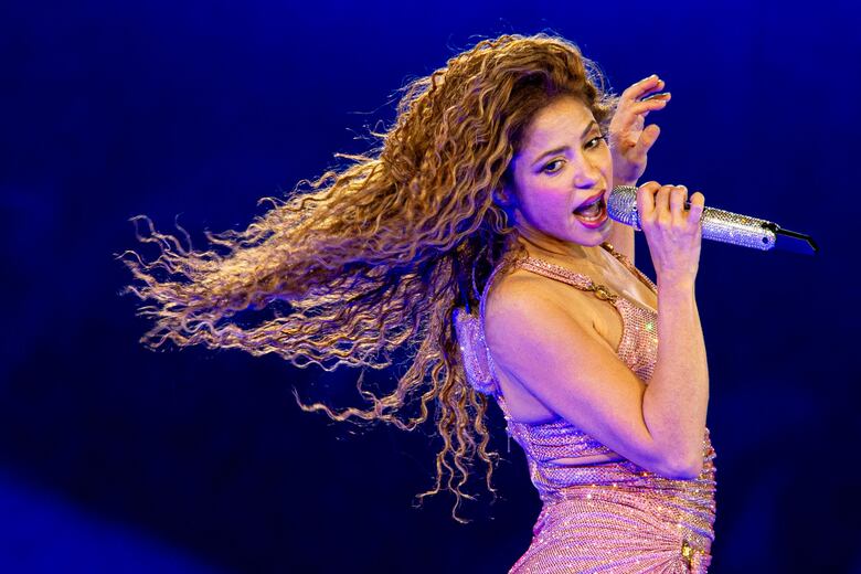 Investigan posible exposición masiva a sarampión en concierto de Shakira en Estados Unidos