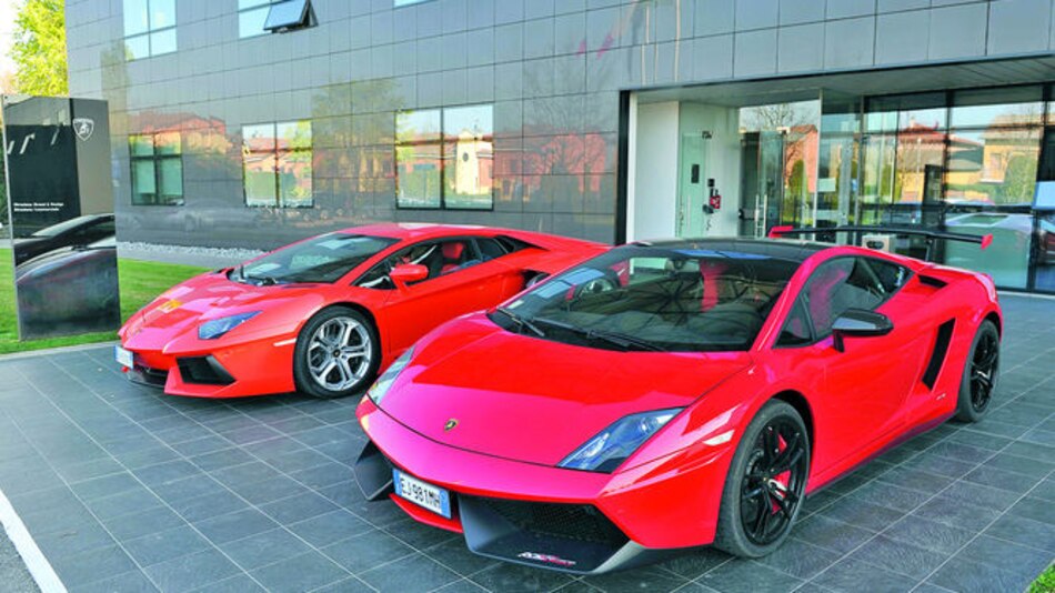 Suben impuesto a carros de lujo