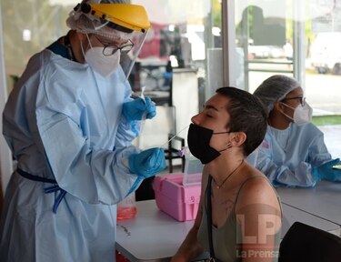 Minsa reporta 4 defunciones por Covid-19 en las últimas horas; baja el número de casos activos