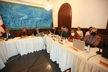 Mesa técnica anuncia otra compra de medicinas a través del procedimiento por desabastecimiento crítico