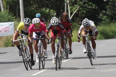 Panameño Fernando Ureña ganó sexta etapa de la Vuelta
