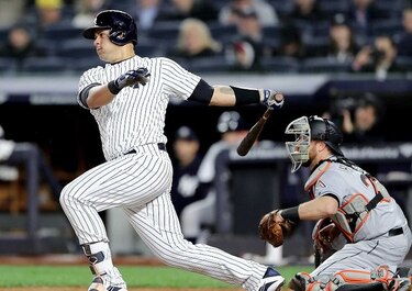 Gregorius batea dos jonrones y los Yankees aplastan 12-1 a los Marlins