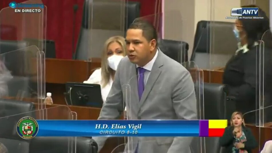 Elías Vigil exige que le presenten las pruebas contra su hermana; Ministerio Público reprocha declaraciones del diputado