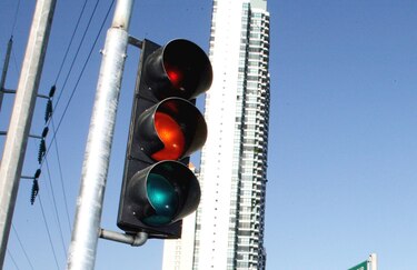 La ATTT negocia con Telvent un nuevo contrato para los semáforos inteligentes