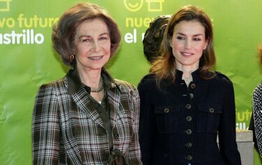 Rey de España pone sueldo a la reina Sofía y a la princesa Letizia