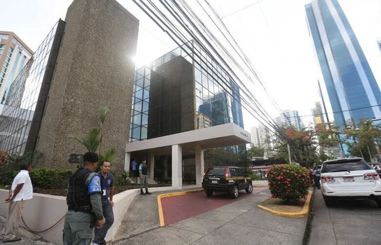 Ministerio Público allana las oficinas de Mossack Fonseca; busca correos