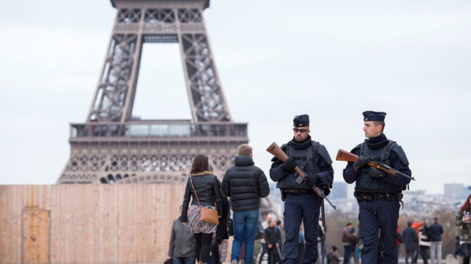 Al menos 11 panameños abandonarán Francia en las próximas horas
