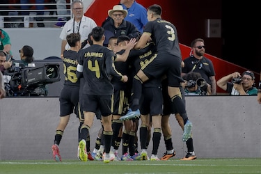 México vence con sufrimiento a Honduras y se clasifica a la final de la Copa Oro