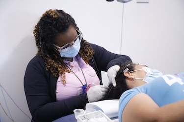 Pacientes de Neurocirugía del Complejo serán atendidos en Ciudad de la Salud desde el 30 de junio