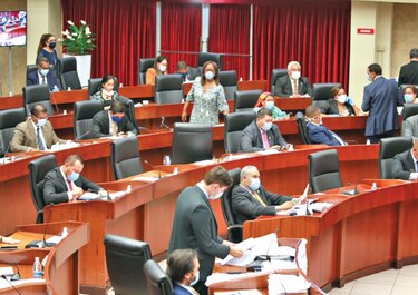 La Asamblea presiona por la sanción de sus proyectos