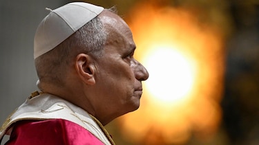 Trump lanza un fuerte ataque contra el papa León XIV por sus críticas a la guerra en Irán, y este responde que ‘no le tiene miedo’