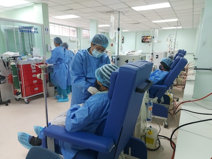 La pesadilla de la hemodiálisis en Panamá: máquinas averiadas y salas saturadas