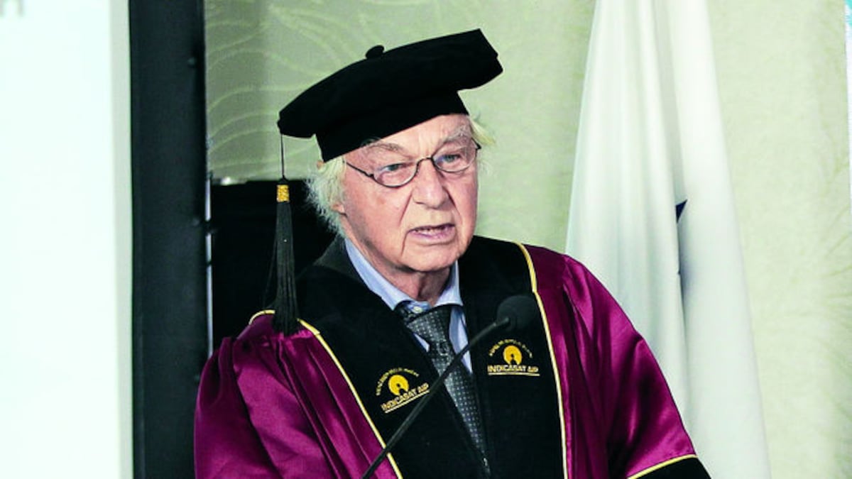 Doctor Robert Huber, premio Nobel de Química 1988.