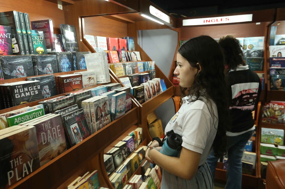 ‘Soy fanático de Harry Potter, de leer cómics y manga’, Juan Diego Vásquez en la Feria Internacional del Libro