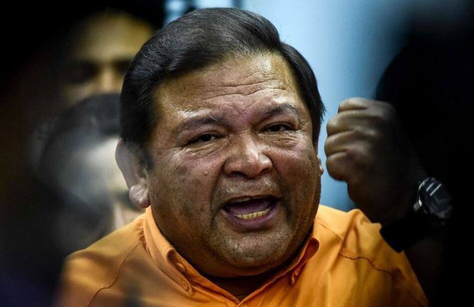 Oposición irá a elecciones en una Venezuela que ve en 'dictadura'