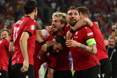 Georgia doblega a Portugal para ser rival de España