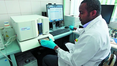 Un laboratorio panameño, cuya labor trasciende las fronteras