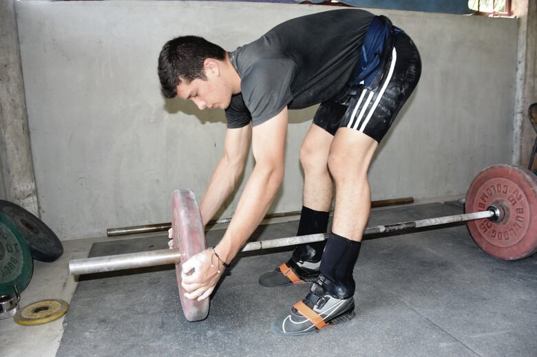 El panameño Jorge Medina se baña de oro en competencia virtual