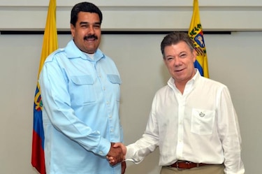 Juan M. Santos recibe a Nicolás Maduro en puerto de Cartagena